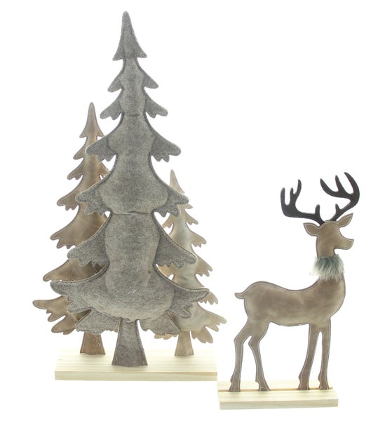 Dekorative Weihnachtsfiguren aus Filz: Tannenbaum und Reh auf Holzsockel