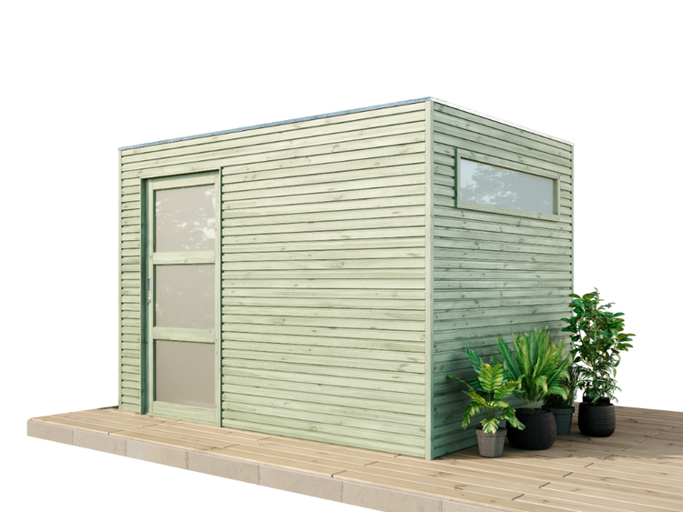 Modernes Gartenhaus aus Holz mit Flachdach, Glastür und Seitenfenster auf einer Holzterrasse mit Pflanzen.