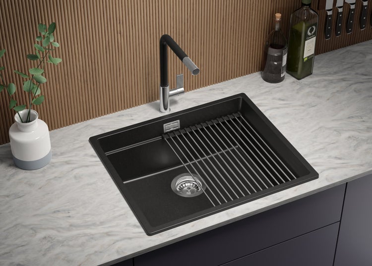 PRIMAGRAN Spülbecken Alles Schwarz 56x47cm, Granitspüle 1 Becken + Ablauf-Set + Aufrollbare Abtropffläche, Küchenspüle ab 60er Unterschrank - Praga Slim