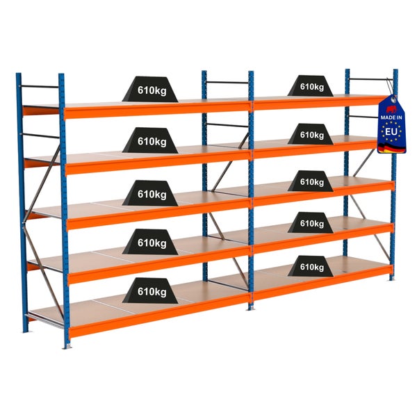 Regal mit fünf Ebenen und der Kennzeichnung Made in EU.