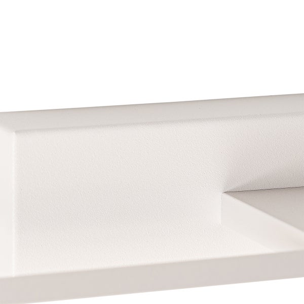 Detailansicht eines weißen Möbelstücks