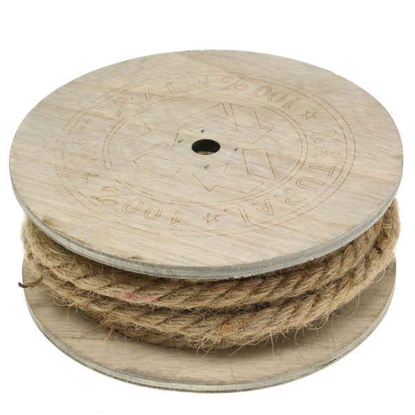 Spule mit Naturfaserseil