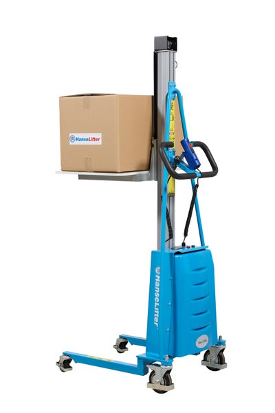 HanseLifter elektrischer Minilift mit Hubplattform und Karton, maximale Tragfähigkeit einhundertfünfzig Kilogramm.