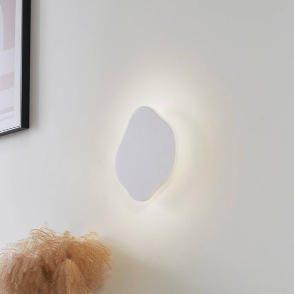 Lindby LED Wandleuchte, Wandlampe Innen Nielson (Modern) in Weiß aus Gips/Ton (1 flammig ) - Wandstrahler Wandbeleuchtung Schlafzimmer / Wohnzimmer Wohnzimmerleuchte