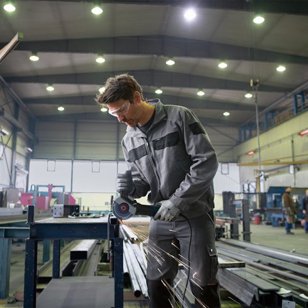 Schleifscheibe mit Metalleinsatz für Schleifarbeiten