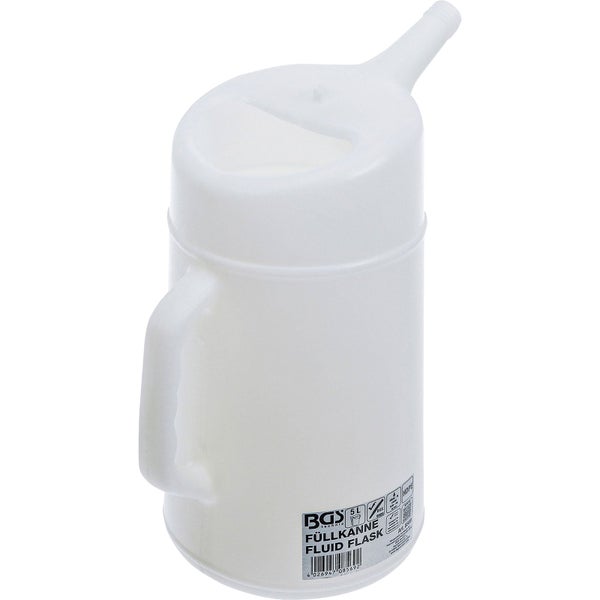 Gartenhaus aus Holz mit Satteldach, Doppeltür und Fenster. Innenraum als Werkstatt genutzt, im Garten mit Rasenmäher und Sitzgruppe.