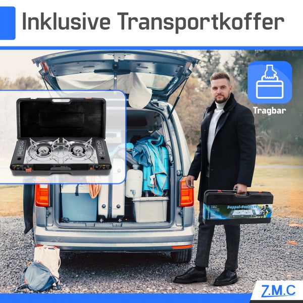 Tragbarer Doppel-Gaskocher inklusive Transportkoffer vor einem vollgepackten Kofferraum eines Fahrzeugs für Camping und Reise. ZMC Logo.