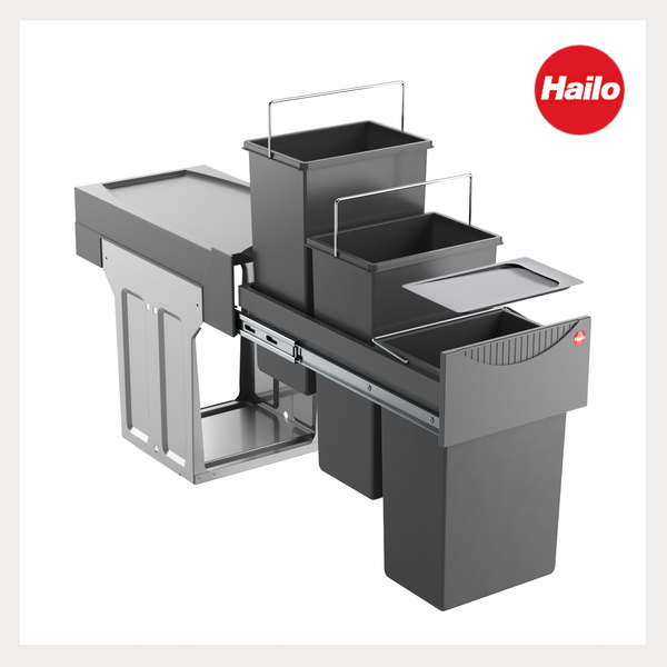 Ausziehbares Abfalltrennsystem von Hailo mit drei grauen Eimern unterschiedlicher Größe auf Metallschienen. Hailo Logo.