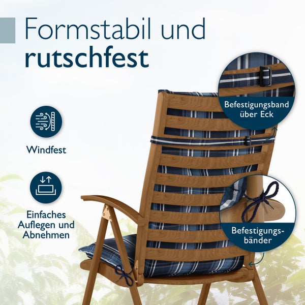 Gartenstuhlauflage mit Karomuster auf Holzstuhl. Windfest, formstabil, einfache Handhabung und Befestigungsbänder für stabilen Halt.