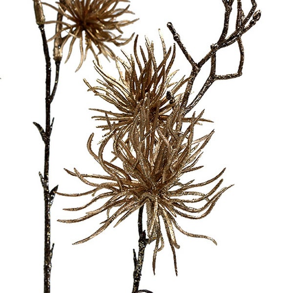 Dekorative Kunstblume mit filigranen Blüten und verzweigten Stielen für festliche Dekorationen.