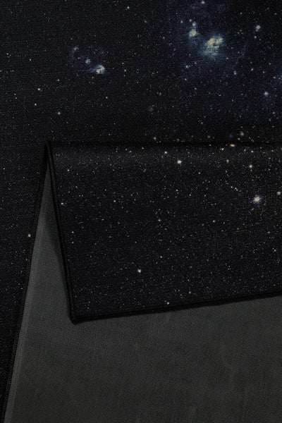 Gewebter Gamerteppich bedruckt Schwarz Multi Galactic Glow WECONhome 110x160 cm