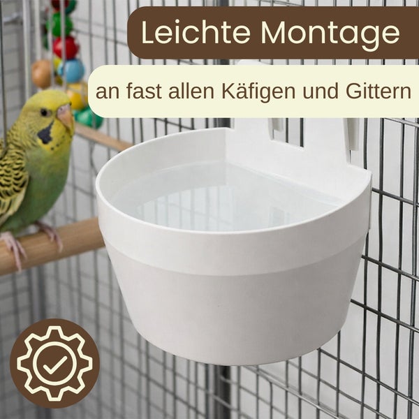 Weißer Napf zur Befestigung am Käfiggitter mit Wasser