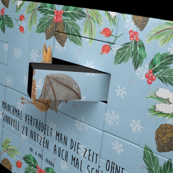 Mr. & Mrs. Panda Befüllbarer Adventskalender Fledermaus Sitzen - Blau Pastell