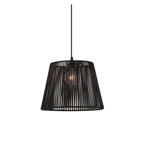 Schwarze Hängeleuchte mit einem Lampenschirm aus vertikal gespannten Schnüren in Trapezform.