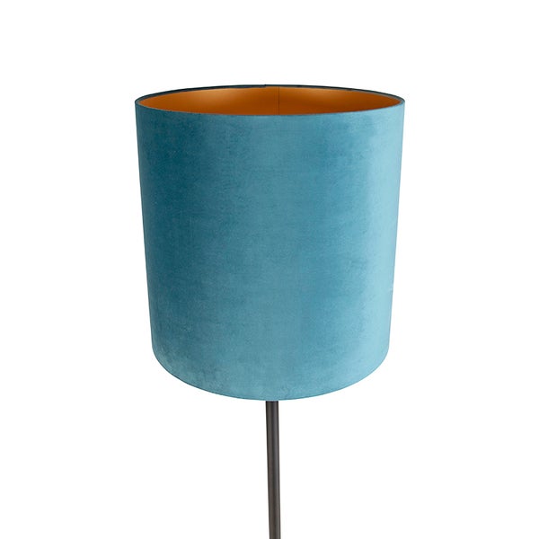 Zylindrischer Lampenschirm aus blauem Samt mit goldener Innenseite.
