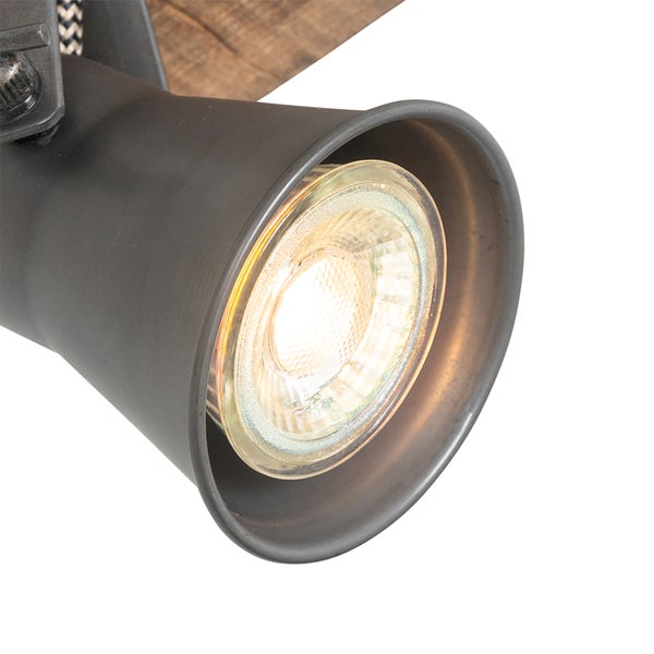 Detailaufnahme einer schwarzen Innenraumleuchte mit Leuchtmittel