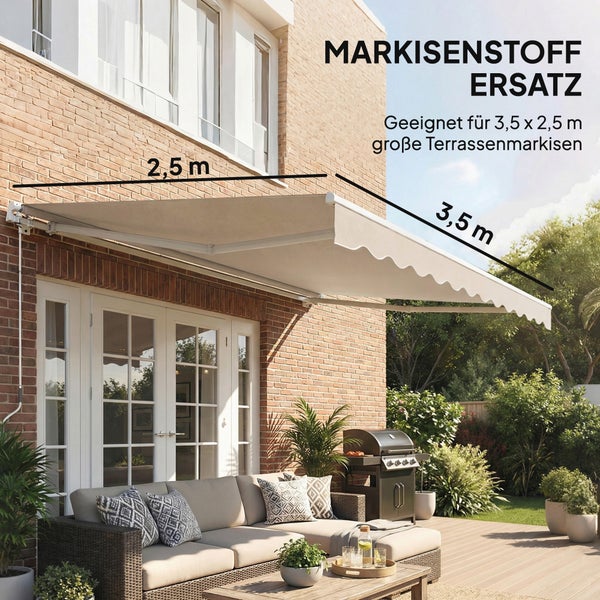 Beiger Ersatz-Markisenstoff für Terrassenmarkisen der Größe 3,5 mal 2,5 Meter über einer Terrasse mit Sofa, Grill und Pflanzen an einer Ziegelwand.