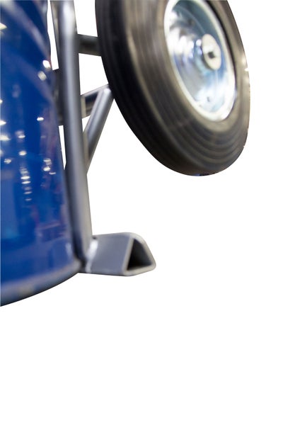 Detailansicht einer Sackkarre mit Rad und Rahmen.