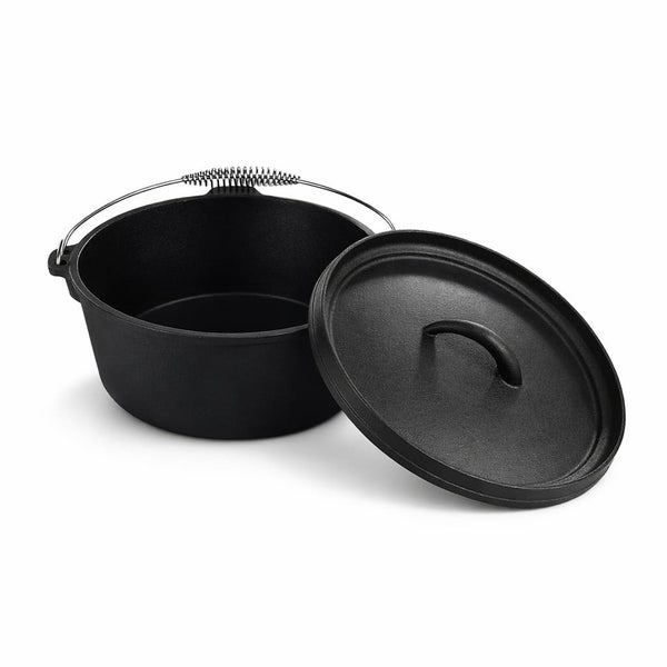Gusseiserner Dutch Oven Feuertopf mit Tragebügel und passendem Deckel zum Kochen und Braten im Freien.