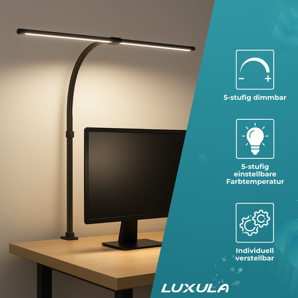 Schwarze LED-Schreibtischlampe mit Klemmfuss hinter einem Monitor. 5-stufig dimmbar, einstellbare Farbtemperatur, verstellbar. Luxula Logo.