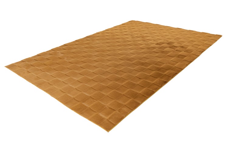 Rechteckiger Teppich mit quadratischem Reliefmuster