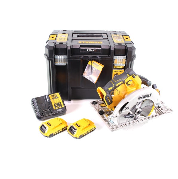 DeWalt Akku-Handkreissäge-Set inklusive zwei Akkus, Ladegerät und TSTAK-Werkzeugkoffer.