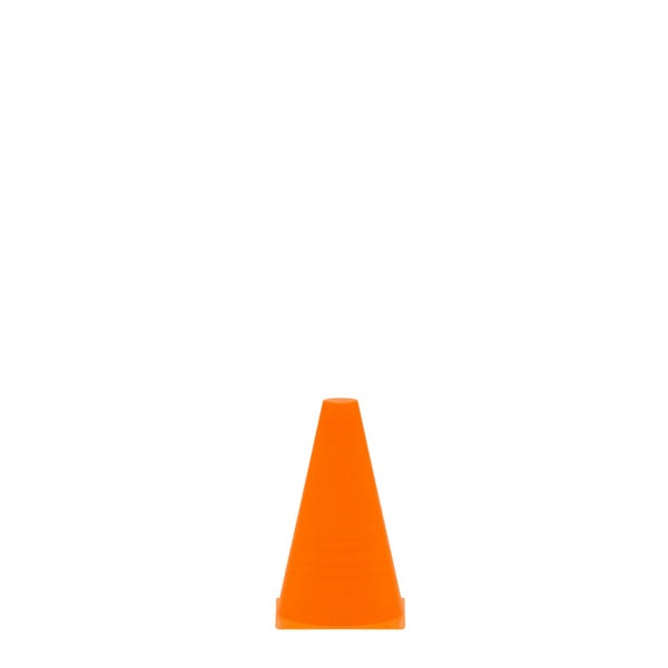 Ein einzelner, konischer Pylon als Absperrhütchen aus Kunststoff zur Markierung von Gefahrenstellen oder Trainingsbereichen.