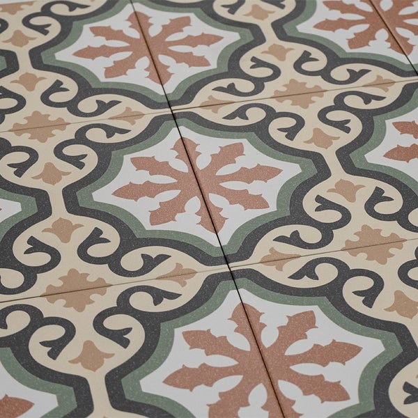 Wandfliese oder Bodenfliese mit mediterranem Ornamentmuster im Vintage Stil