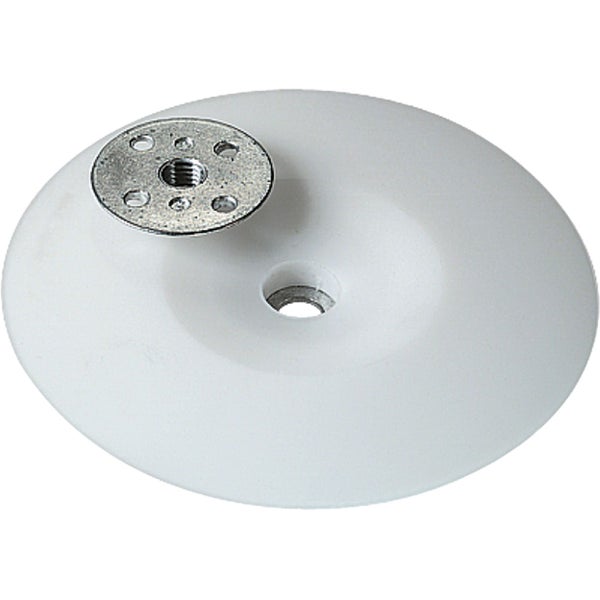 Akkuschrauber im Einsatz beim Bohren in Holz