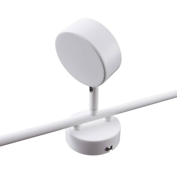 Deckenleuchte mit einem Strahler an einer Schiene