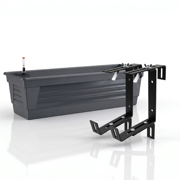 Balkonkasten aus Kunststoff mit Wasserstandsanzeige und verstellbaren Halterungen aus Metall.