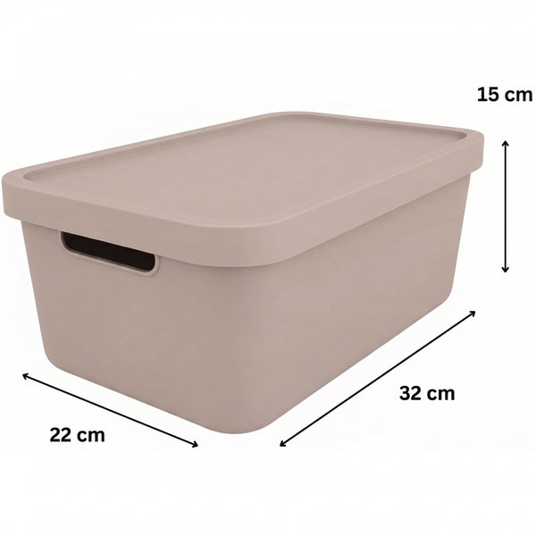 Aufbewahrungsbox aus Kunststoff mit Deckel, Maße 32 mal 22 mal 15 Zentimeter, zur Organisation im Haushalt.