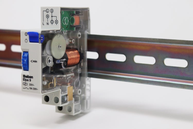 Theben 0090001 ELPA 9 - Treppenlicht-Zeitschalter, elektromechanisch, TLZ, ohne Stand-by-Verbrauch, 3-Leiter, Nachrüstung, Sanierung, Austausch, 300 W LED