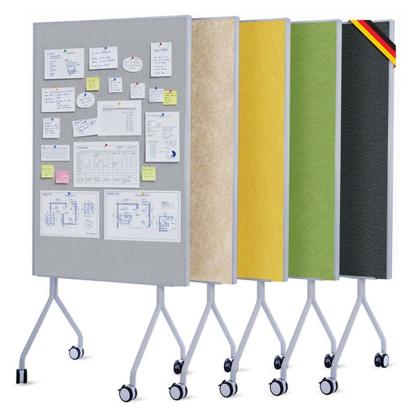 Mehrere mobile Bürowände aus Filz mit Rollenfuß