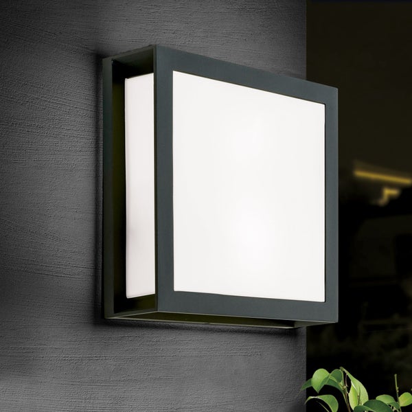 Quadratische Außenwandleuchte mit dunklem Rahmen und weißem Diffusor, an einer Wand montiert.