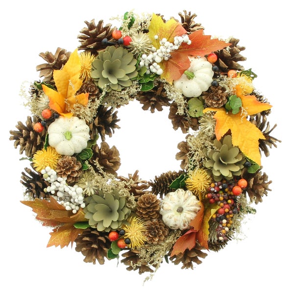 Herbstlicher Türkranz mit Tannenzapfen, Blättern und Kürbissen
