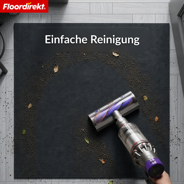 Floordirekt Logo. Ein kabelloser Staubsauger entfernt Schmutz von einer strukturierten Fußmatte. Text: Einfache Reinigung.