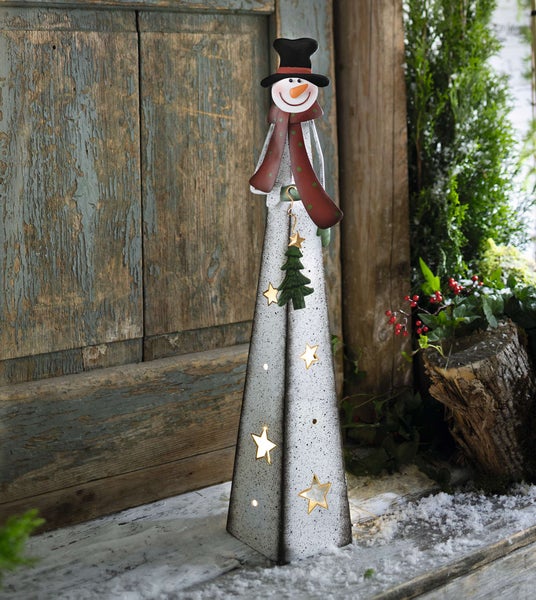 Dekorativer Schneemann mit Sternenmuster für weihnachtliche Atmosphäre