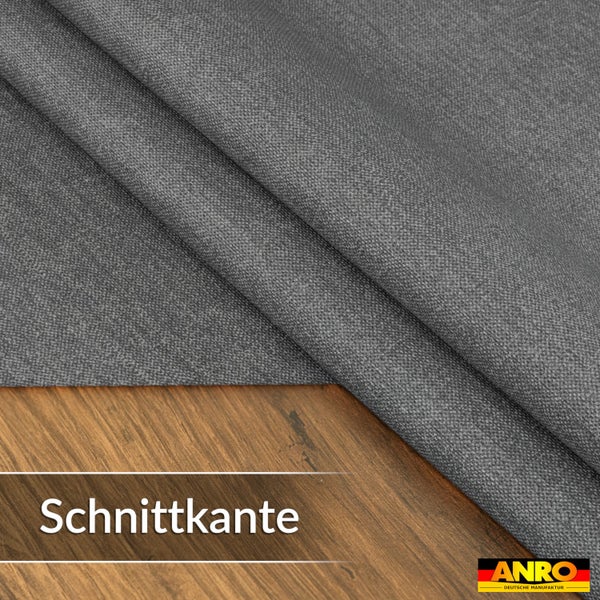 Grauer Stoff mit Webstruktur, Detailansicht der Schnittkante auf einer Holzoberfläche, ANRO Logo.