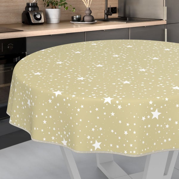 Runde Tischdecke mit Sternenmuster in einer modernen Küche