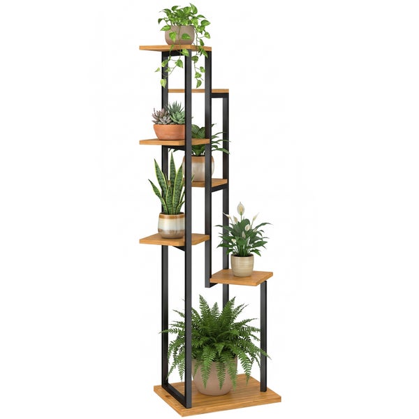Mehrstöckiger Blumenständer aus schwarzem Metall mit sechs Holzablagen, bestückt mit verschiedenen Zimmerpflanzen in Töpfen.