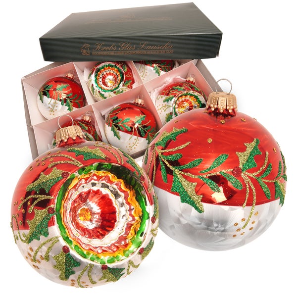 Weihnachtskugeln im Set in einer Box