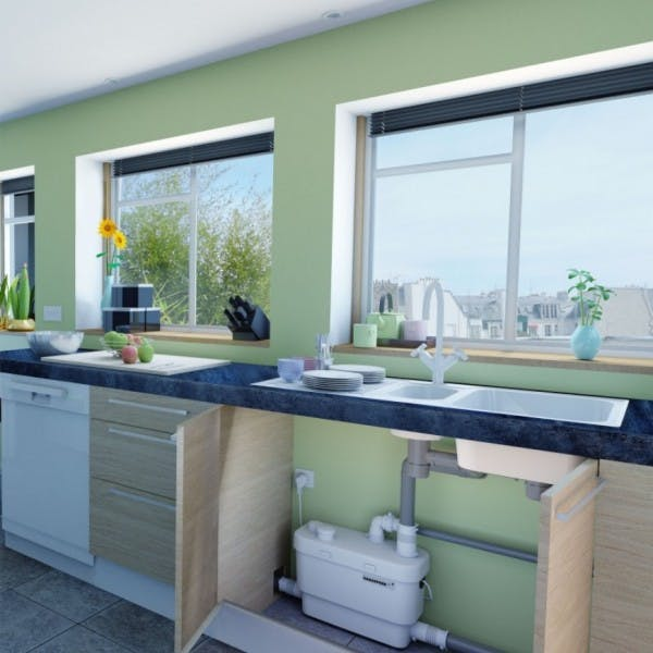 Maßzeichnung einer Kleinhebeanlage mit Abmessungen in Millimetern.