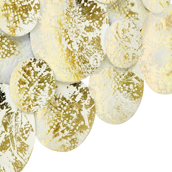 Wanddekoration aus Metall mit Kreisformen