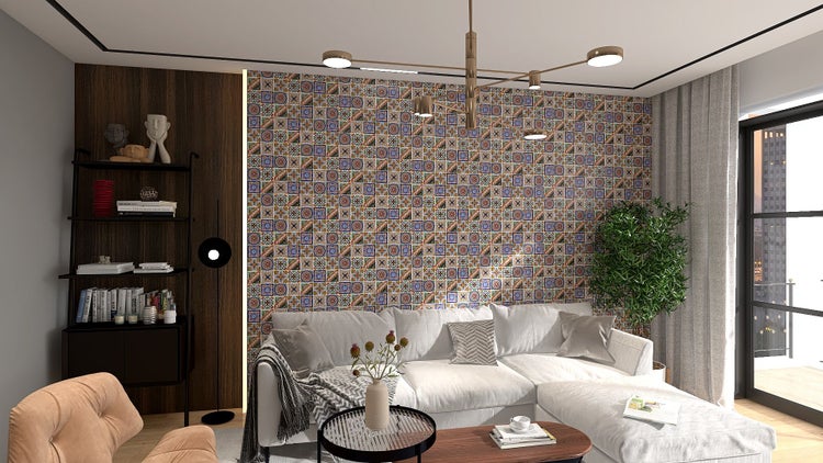 Wohnzimmer mit gemusterter Wand, Sofa und Regalen