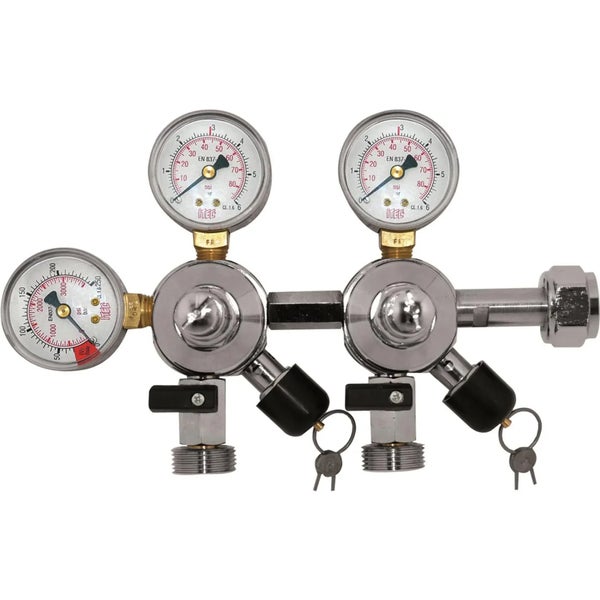 Doppelter Druckminderer mit drei Manometern zur präzisen Druckregelung und Gasflusskontrolle mit Anschlüssen für technische Anwendungen