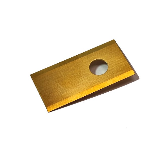 Hobelmesser aus Metall mit Bohrung