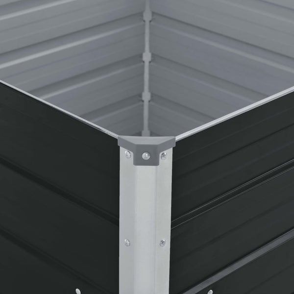 Detailansicht eines Hochbeets aus Metall