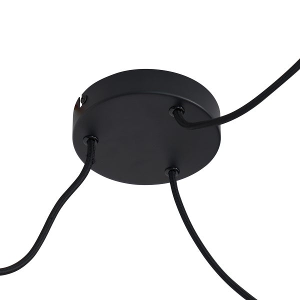 Runder Deckenbaldachin aus schwarzem Metall mit drei schwarzen Textilkabeln.
