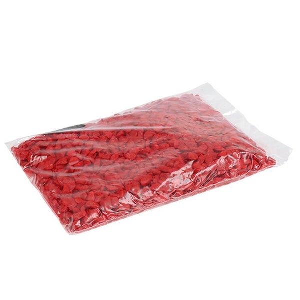 Rote Dekorsteine in einem transparenten Kunststoffbeutel, Splitt aus Naturstein.